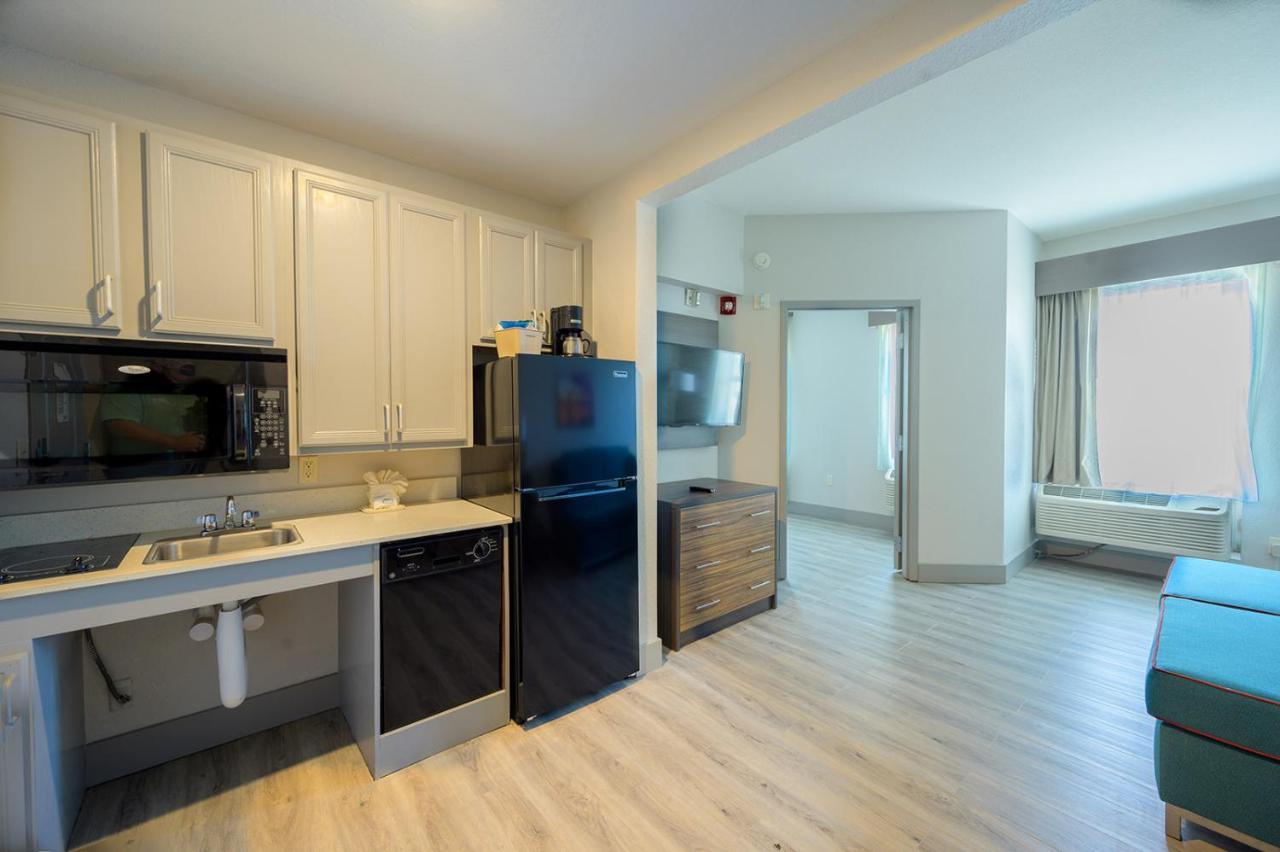 Hawthorn Extended Stay By Wyndham Panama City Beach Upper Grand Lagoon Eksteriør billede