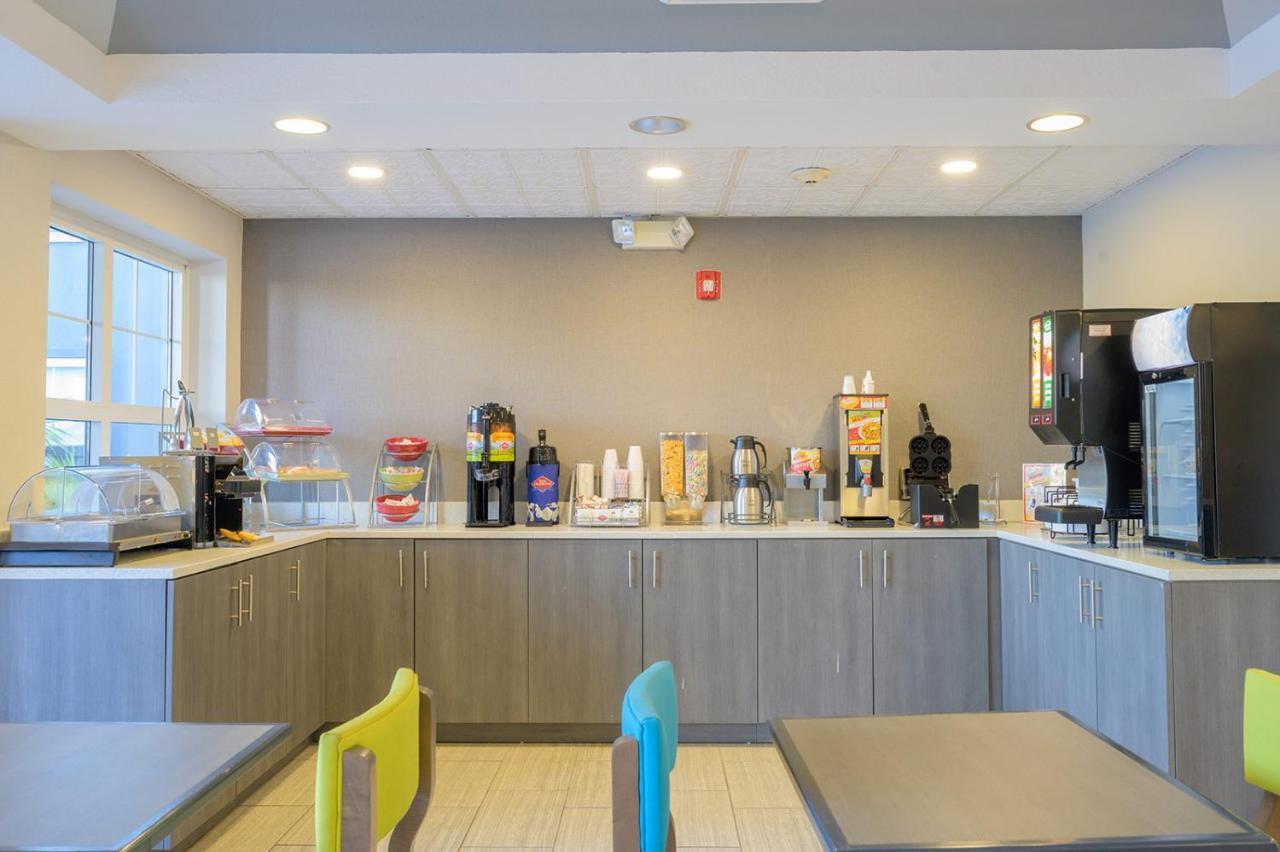 Hawthorn Extended Stay By Wyndham Panama City Beach Upper Grand Lagoon Eksteriør billede